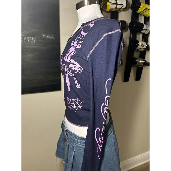 Ed Hardy Women's Rose Tattoo Graphic Henley Thermal Top Size M - Picture 3 of 6